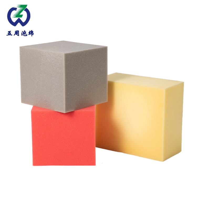 游樂(lè)場(chǎng)選購(gòu)彩色的海綿塊時(shí)需要注意什么？