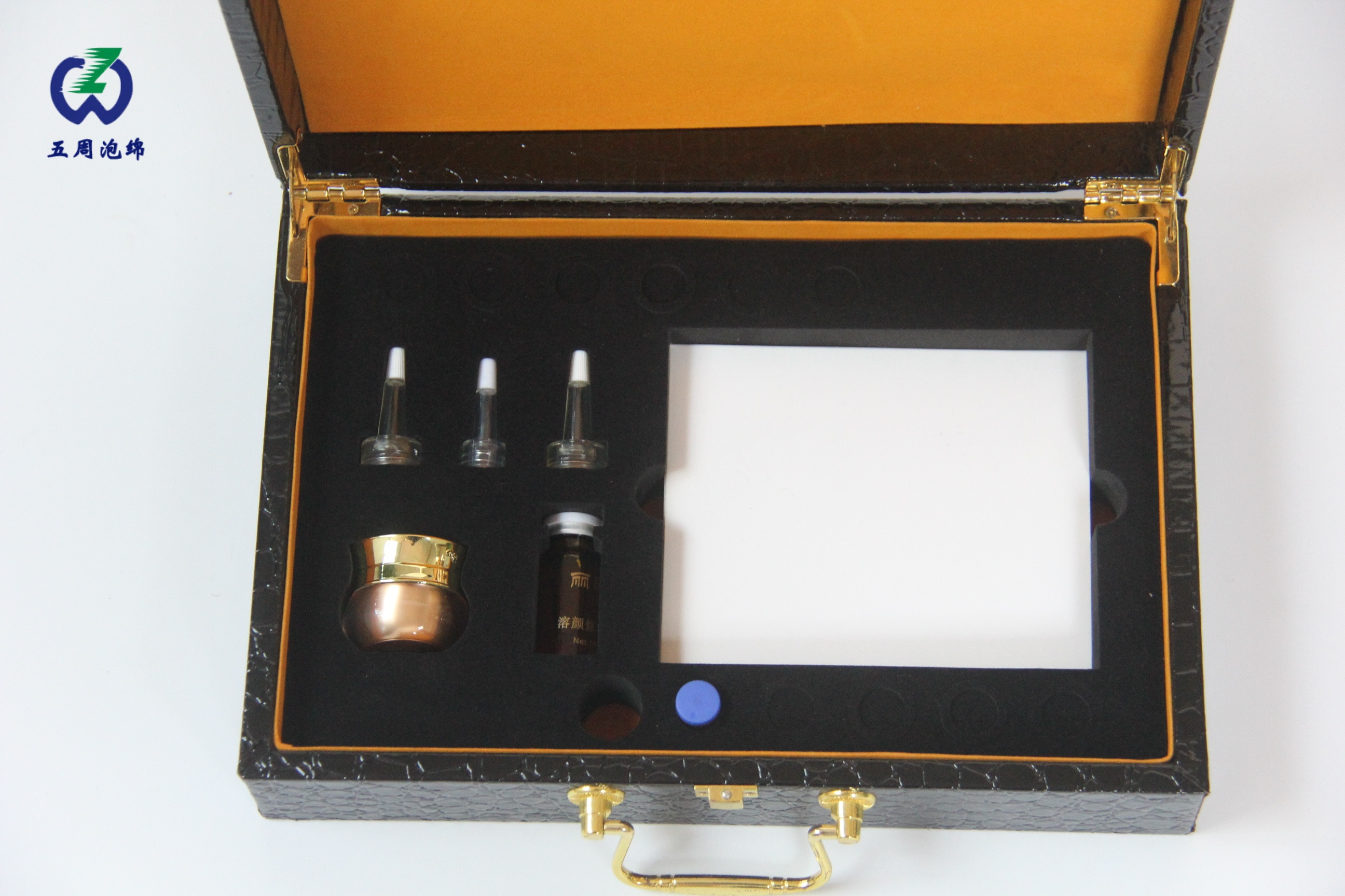 從手機到精密儀器！深度解析EVA泡棉內(nèi)襯的萬能定制密碼